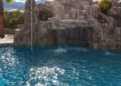 Pool-features-rope-swing-artificial-rock-work-grotto-artificial-tree-vegas-1-24