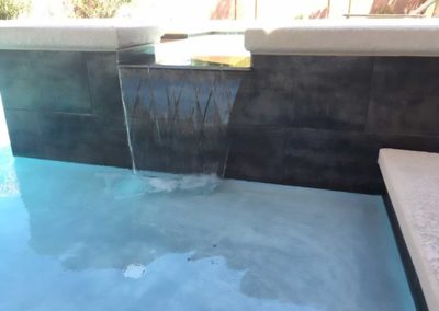 Pool-features-spa-spillover-pool-tile-vegas-1-136