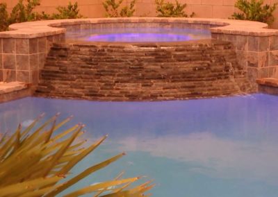 Pool-features-spa-stacked-stone-spa-spillway-vegas-1-52